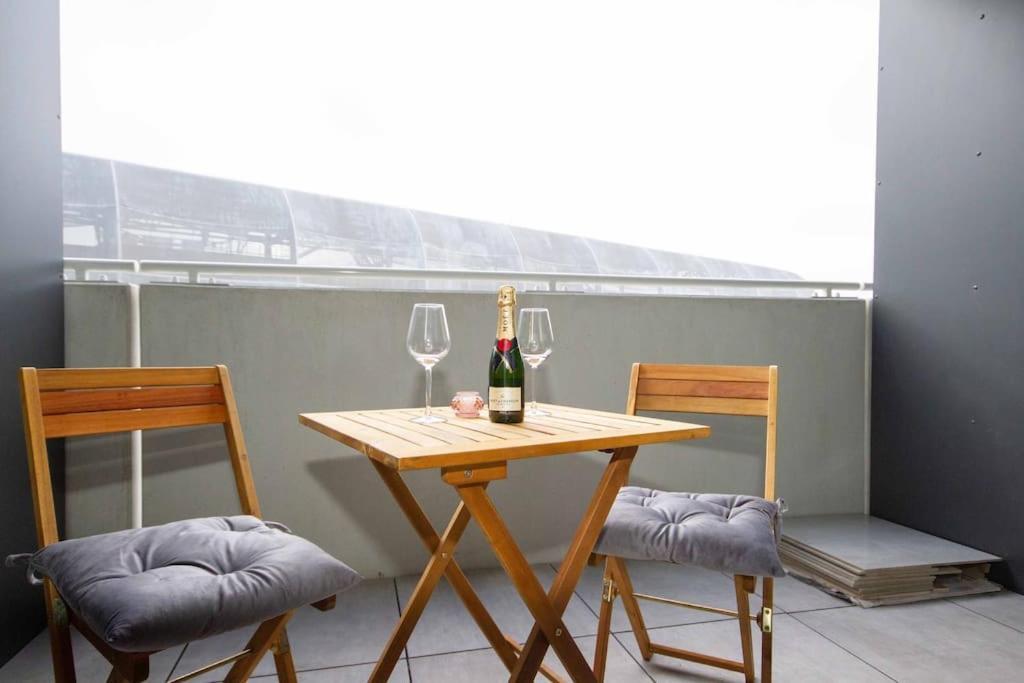Apartment In Bratislava With Free Parking Exterior photo